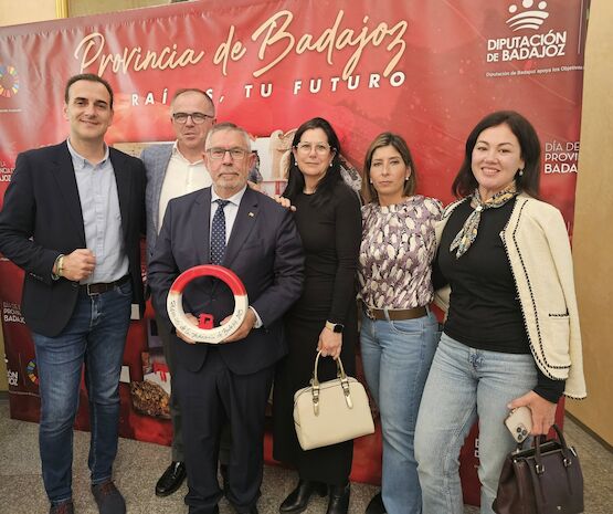 La cooperativa Nuestra Señora de Perales recibe el Premio de la Provincia 2025 en la categoría Emprendimiento