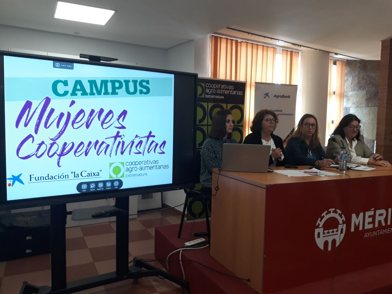 Campus Mujeres Cooperativistas de Extremadura 2024