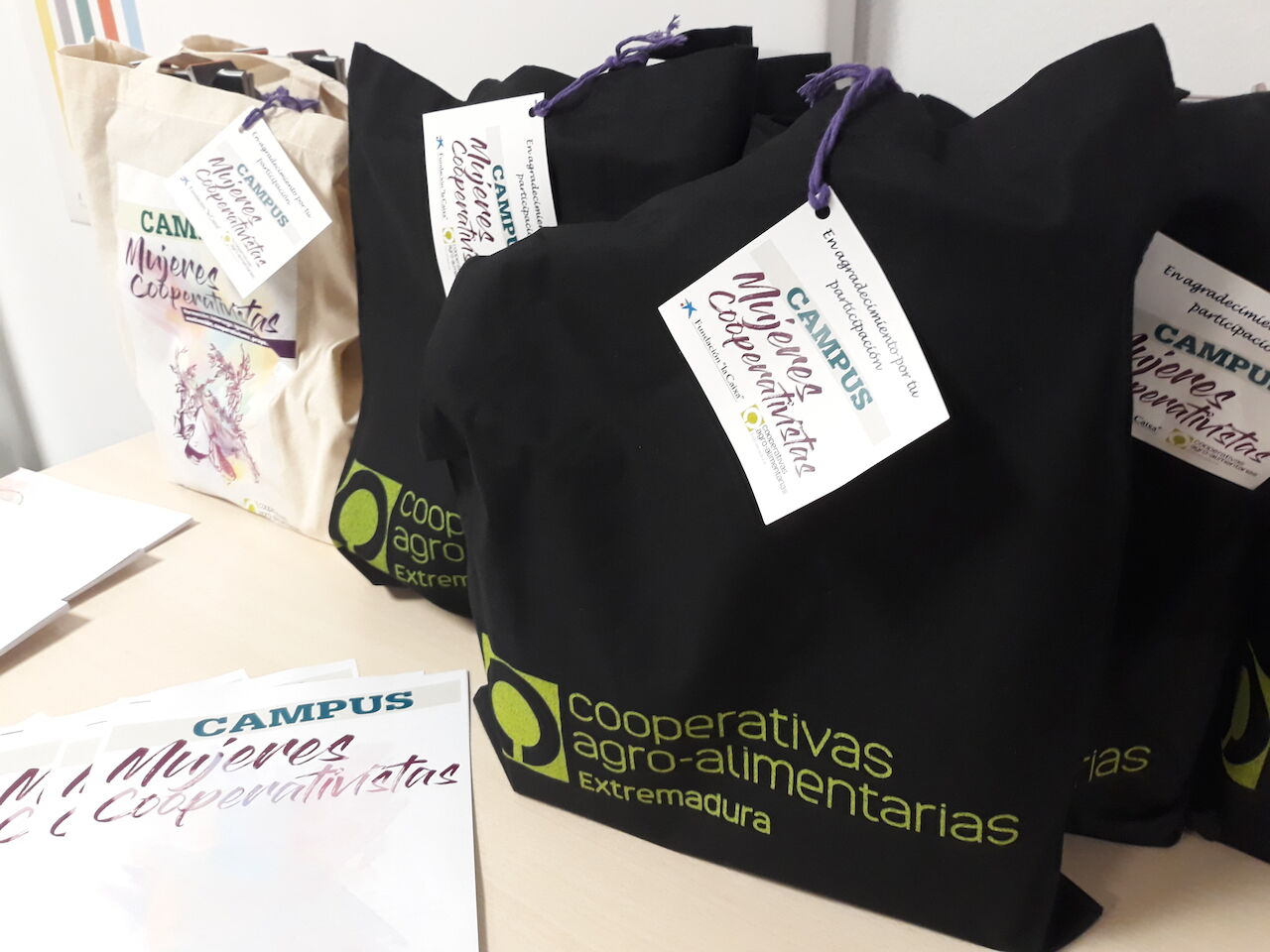 Campus Mujeres Cooperativistas de Extremadura 2024