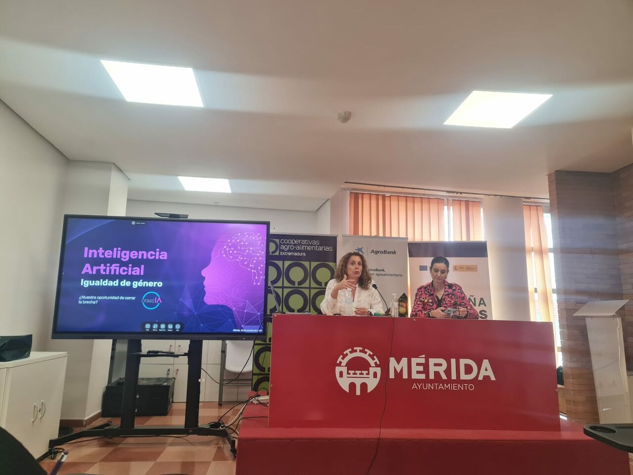 Campus Mujeres Cooperativistas de Extremadura 2024