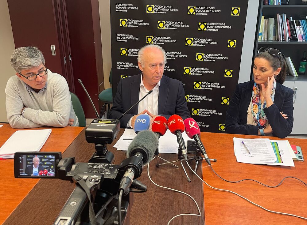 Cooperativas Agro-alimentarias Extremadura exige al Gobierno coherencia en fitosanitarios y comercio internacional