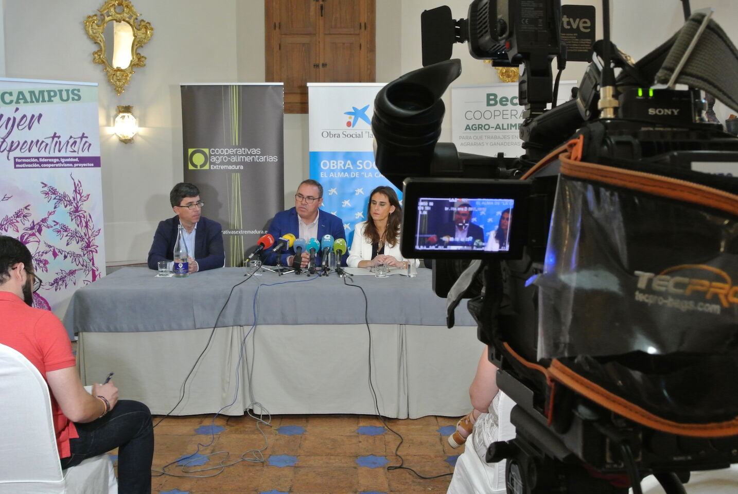 Presentaci&oacute;n proyectos Campus Mujer y Becas Cooperativas Agroalimentarias