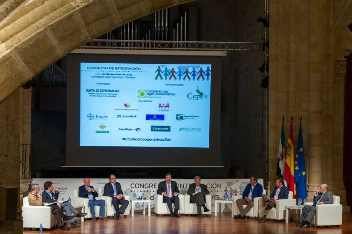 Congreso de Integraci&oacute;n. 25 a&ntilde;os de Cooperativas Agro-alimentarias Extremadura